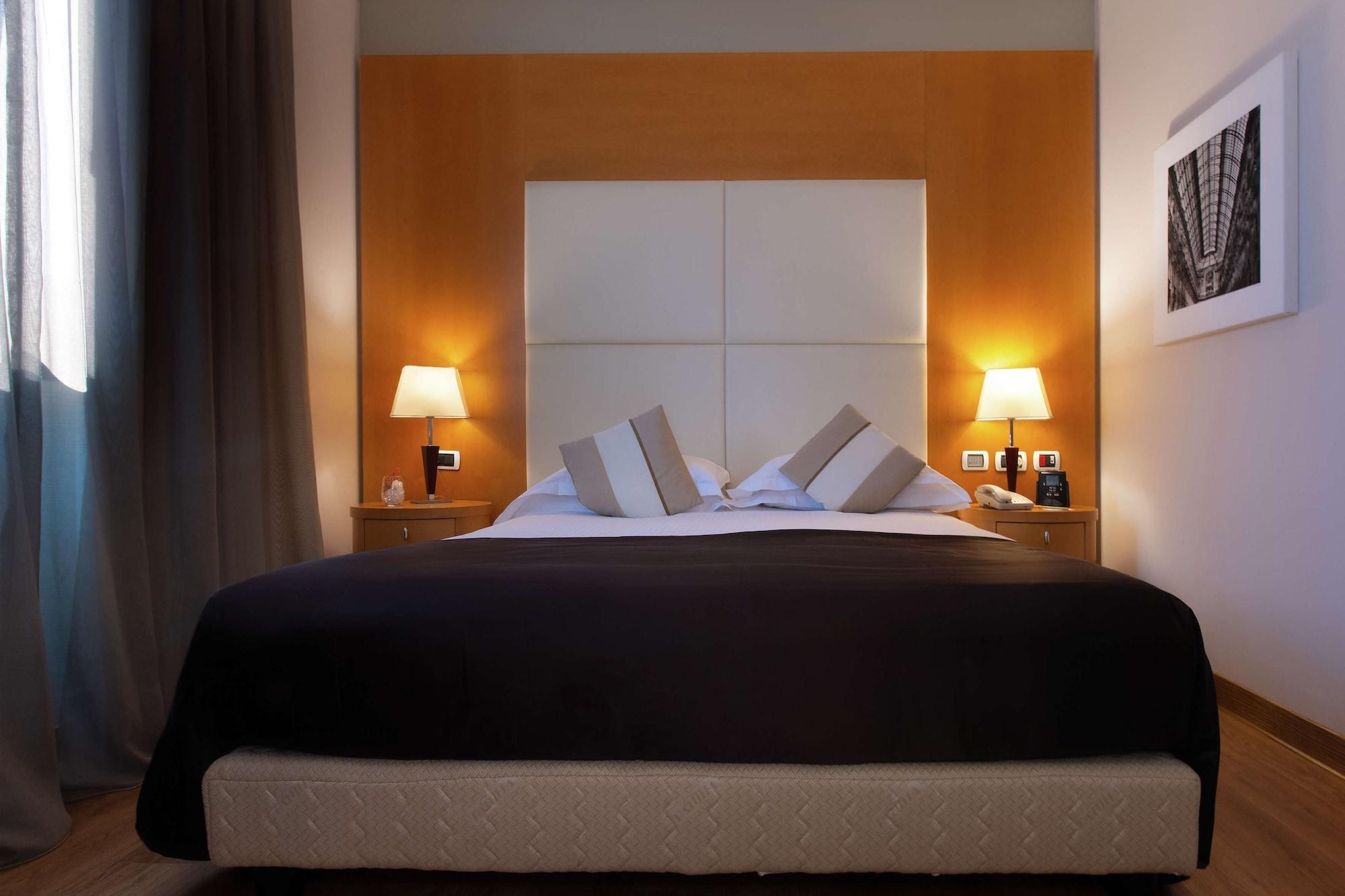 Dolce By Wyndham Milan Malpensa Hotel Somma Lombardo Exterior photo