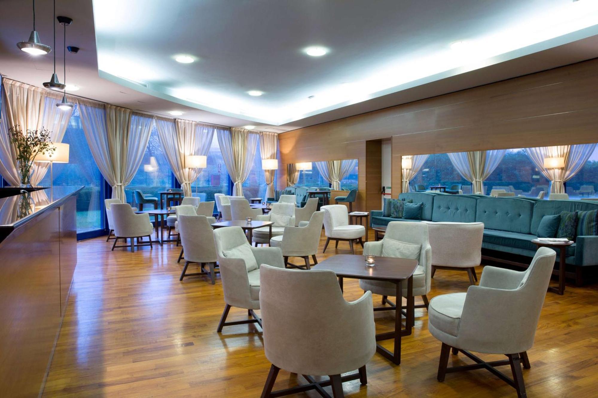 Dolce By Wyndham Milan Malpensa Hotel Somma Lombardo Exterior photo